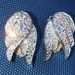 Vintage Sarah Cov Aurora Borealis clip earrings